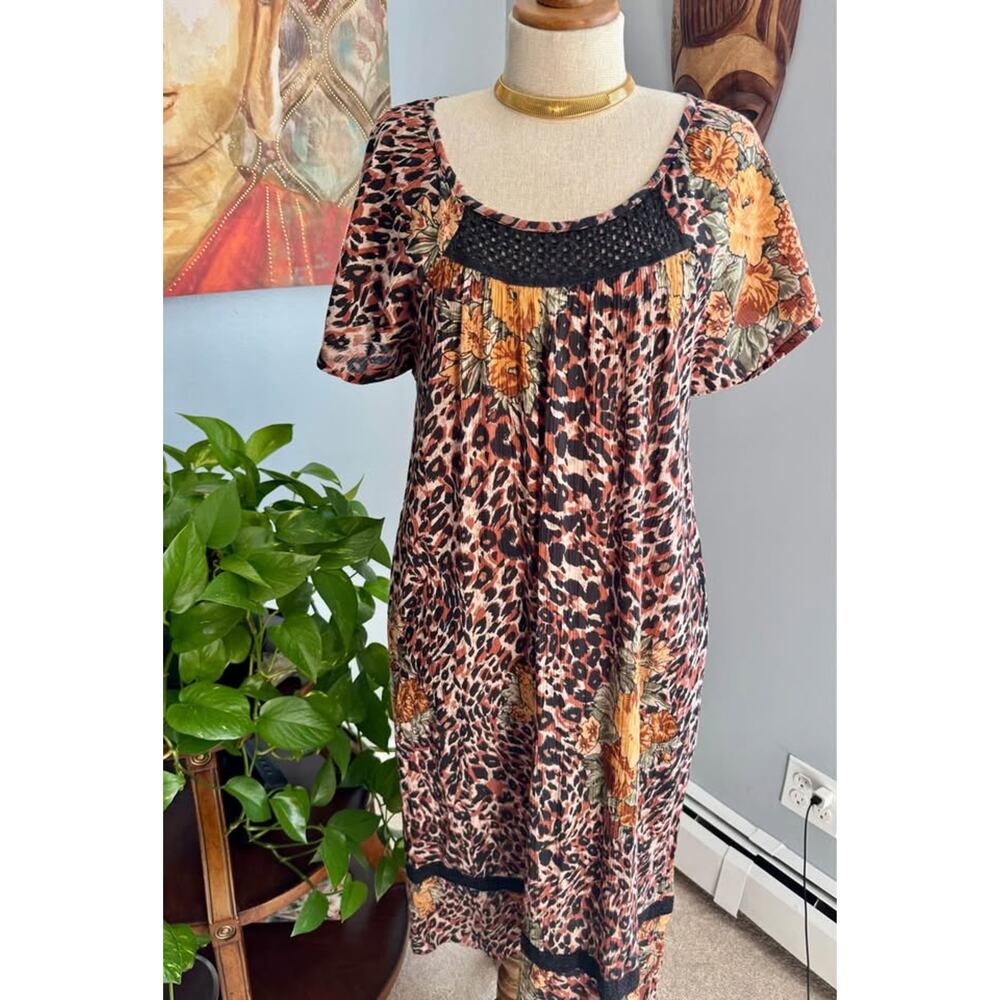 Vintage 1990’s Leopard and Floral House Dress